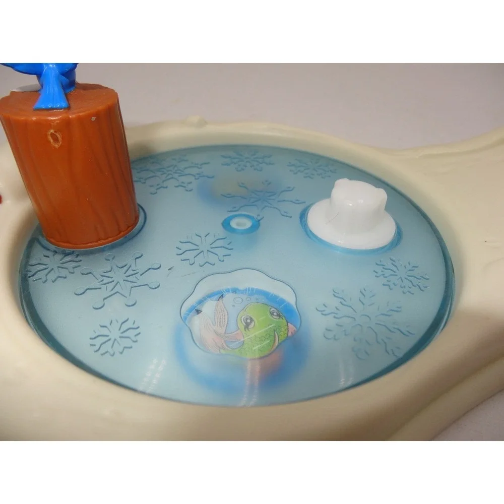 Fisher Price Little People Disney Bambi Thumper Winter Ice Skating Rink Playset‎